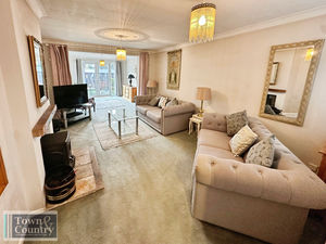 LARKFIELD WAY- click for photo gallery